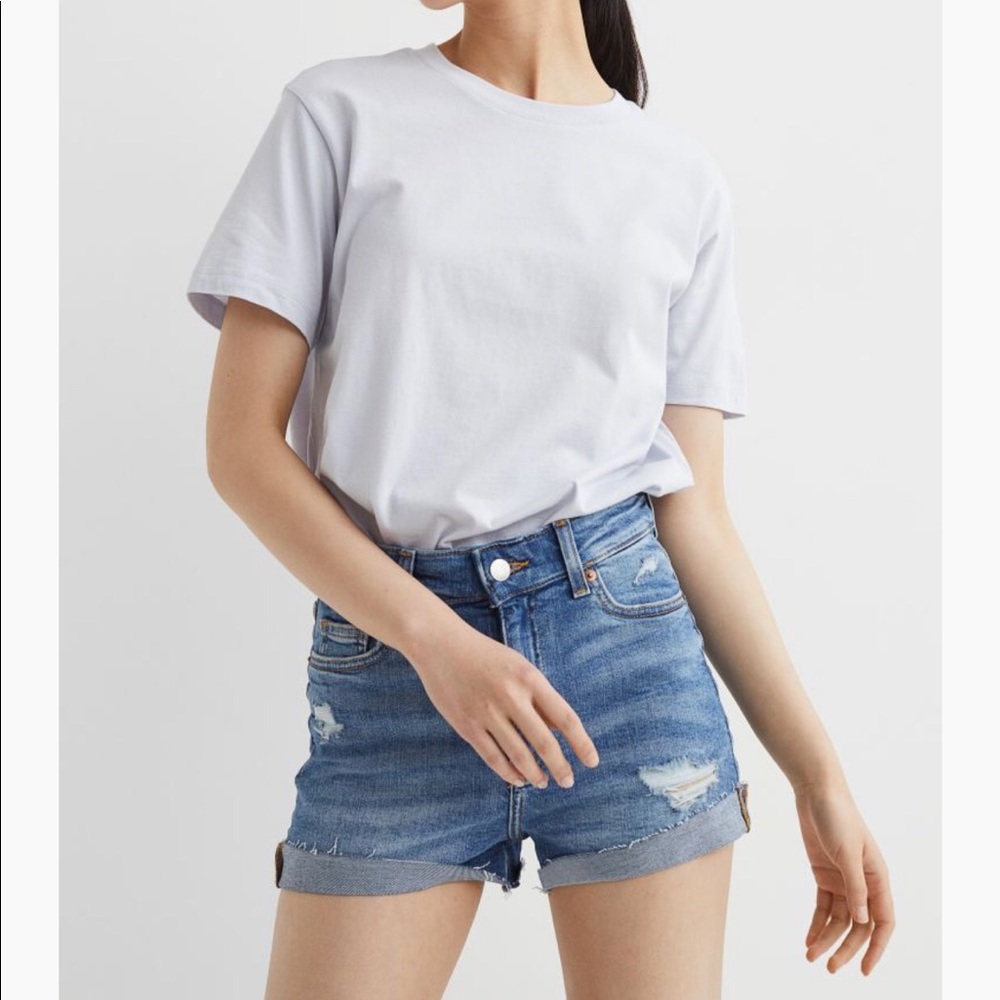 H&M Conscious Women’s High Rise Cutoff Denim Jean Shorts, Mid Wash Size 8